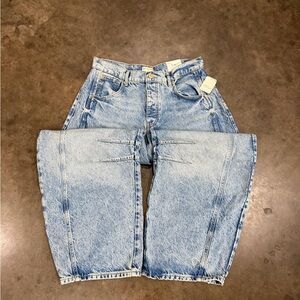 NWT We The Free Mid-rise Barrel Jeans